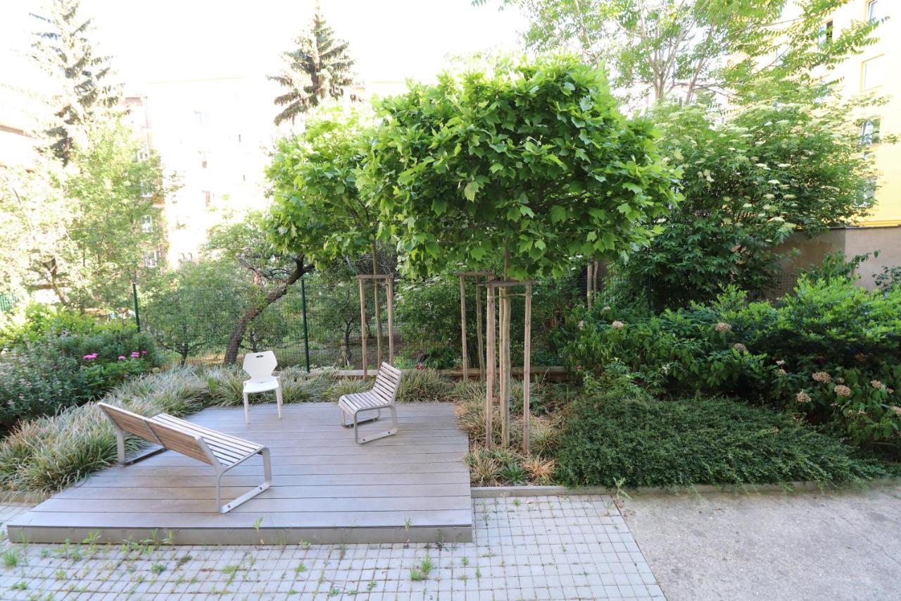 Lejlighed Relax Strasnice: With Private Infra-sauna ! *